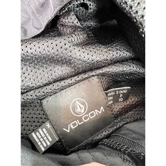 Volcom Enemy Stone Windbreaker Womens Small Black Hooded Front Zip Snap Button - Picture 4 of 13